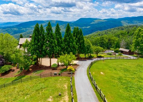 Leatherwood mountains - Leatherwood Mountains Resort, North Carolina Mountains, NC: See 55 traveler reviews, 140 candid photos, and great deals for Leatherwood Mountains Resort, ranked #1 of 3 specialty …